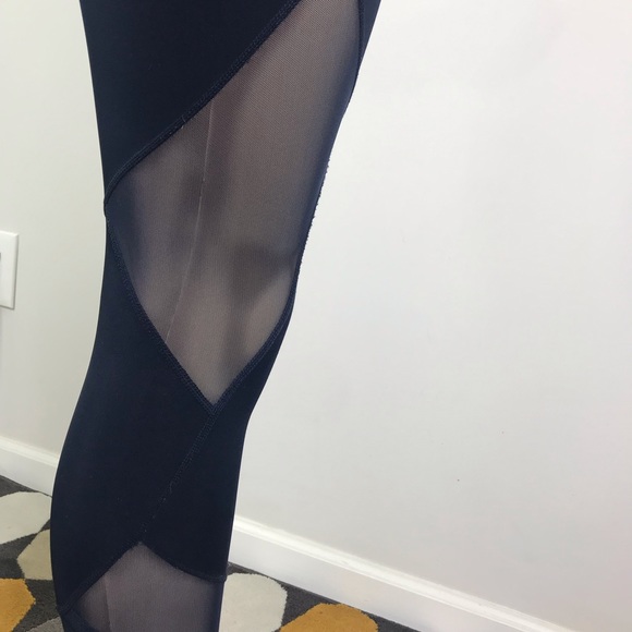 🏃🏽♀️Beautiful Athleta Blue Leggings Small - Picture 6 of 8